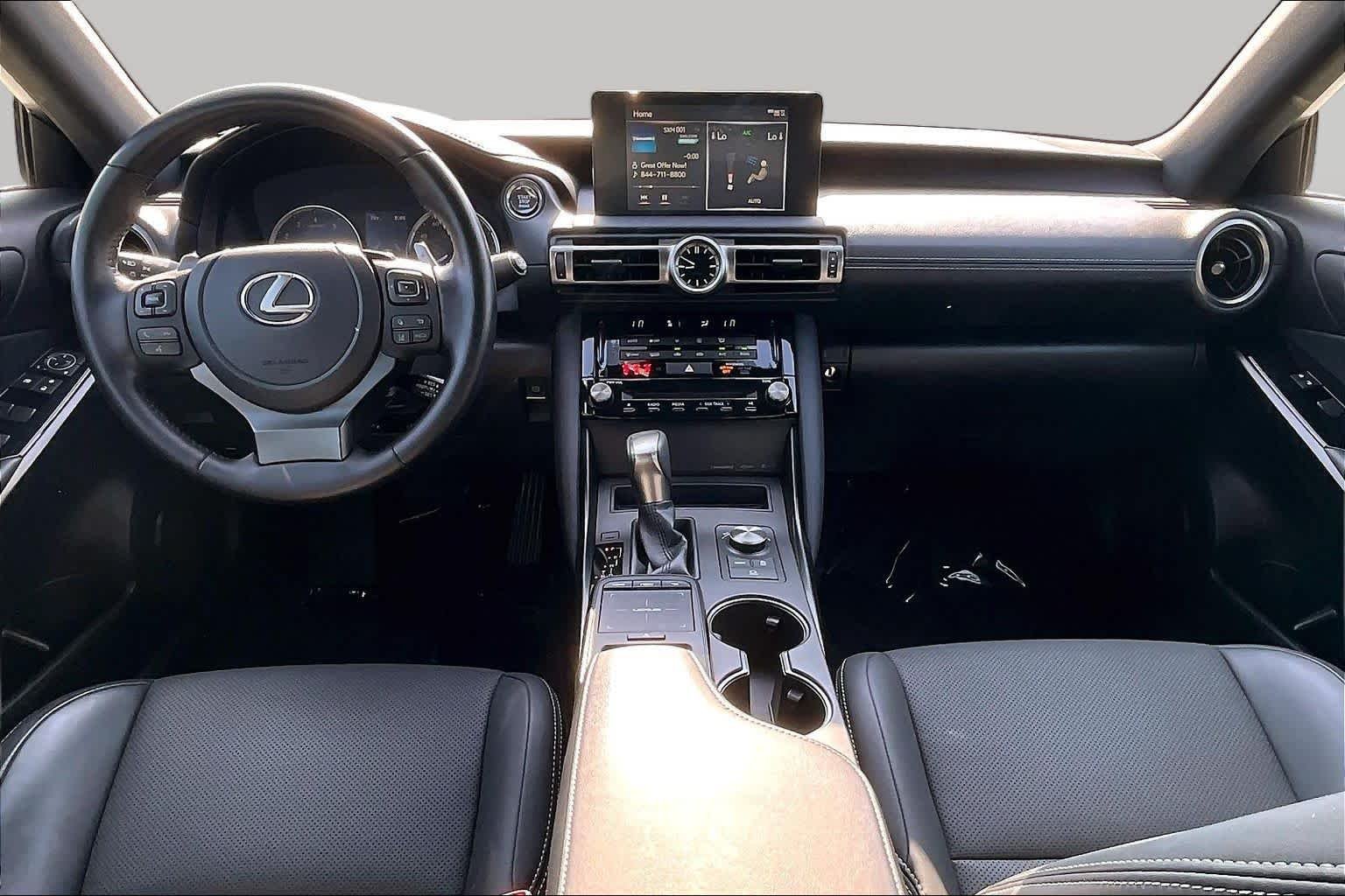 Used 2021 Atomic Silver Lexus  image 28