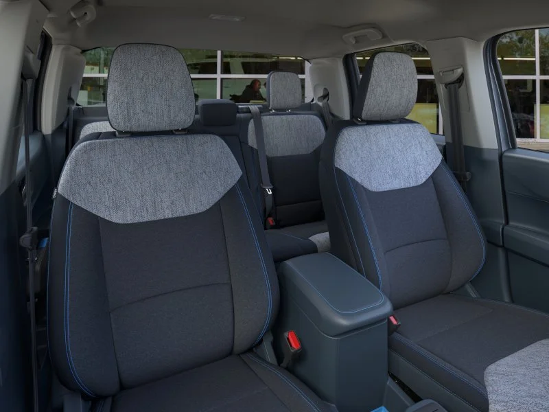 New 2025 Azure Gray Metallic Tri-Coat Ford XLT image 32