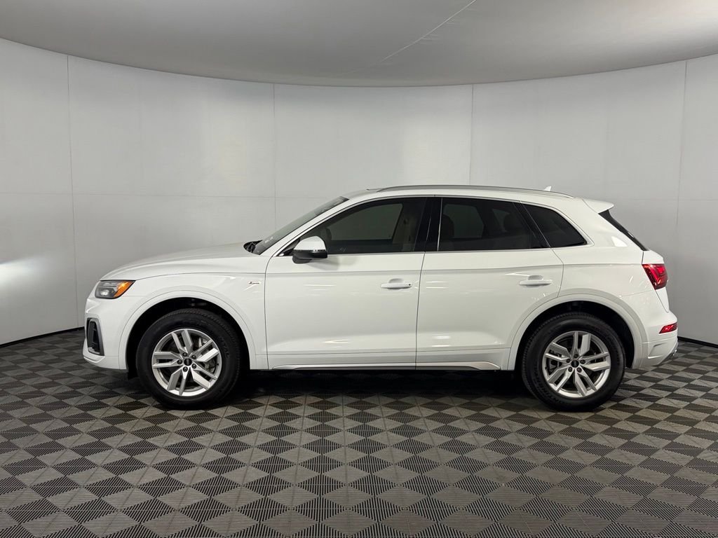 Used 2023 White Audi 45 S line Premium image 10
