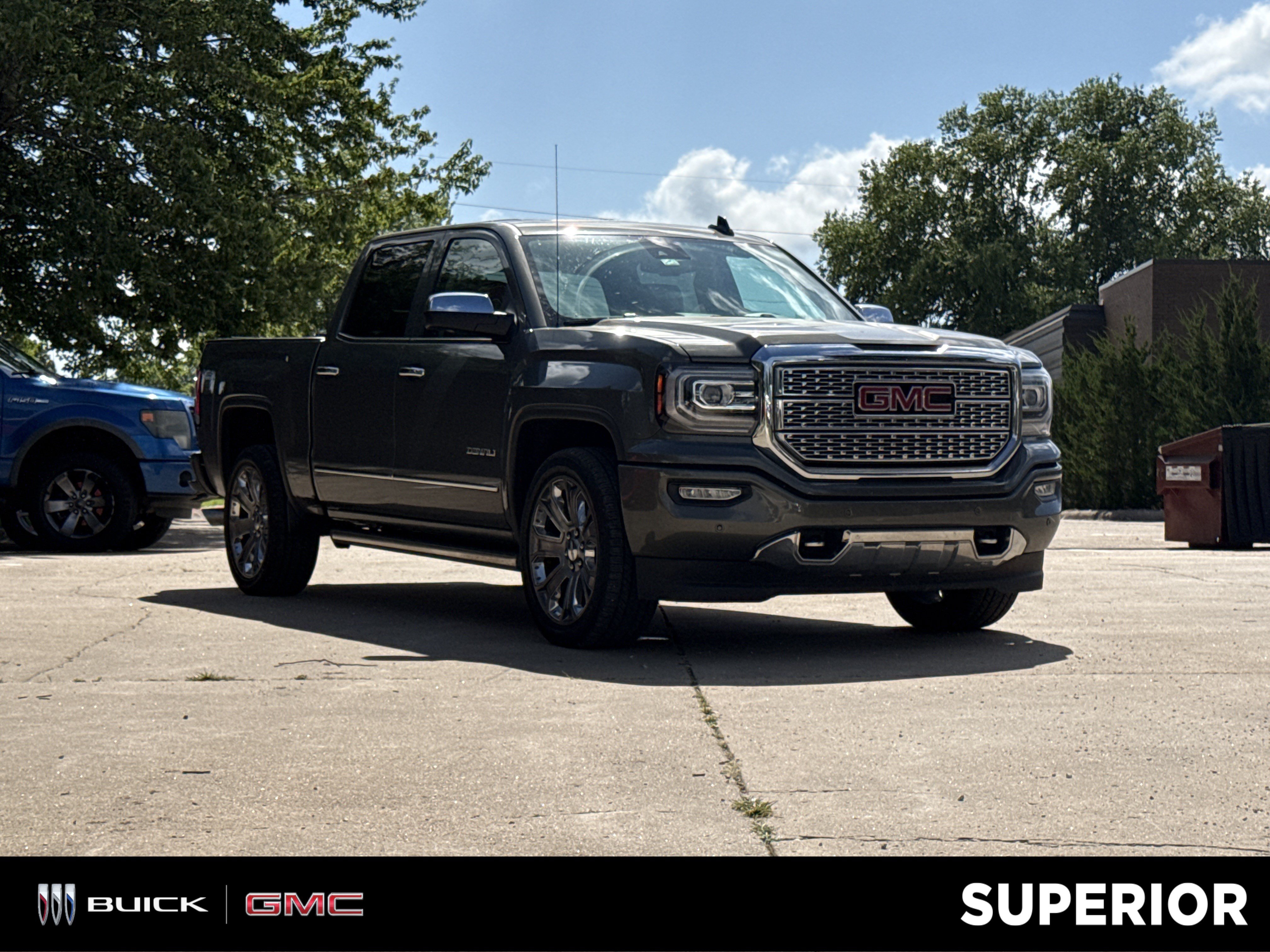2017 GMC Sierra 4WD Crew Cab Short Box's photo
