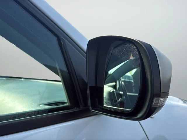 Used 2021 White Jeep Trailhawk image 39