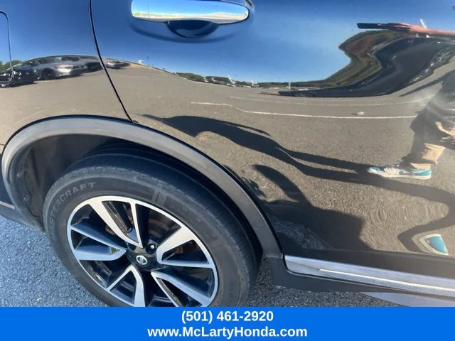 Used 2019 Magnetic Black Pearl Nissan SL image 8