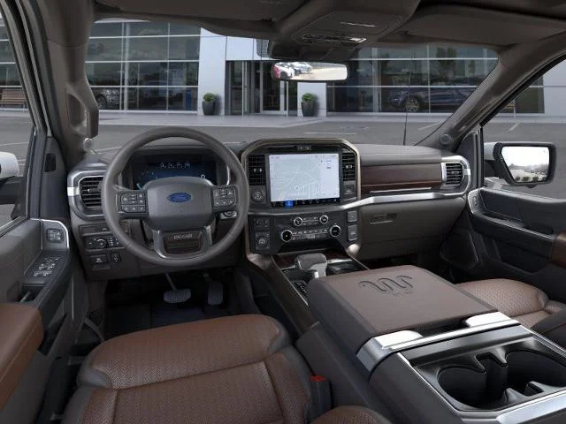 New 2026 Star White Metallic Tri-Coat Ford King Ranch image 32