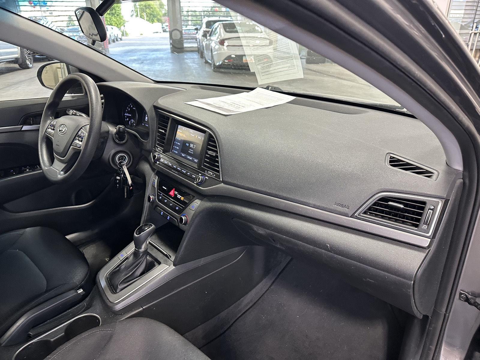 Used 2018 Machine Gray Hyundai SEL image 19