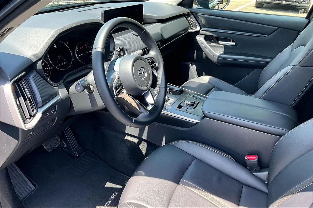 Used 2026 Blue Mazda 3.3 Turbo Select image 12
