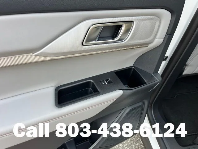 New 2026 Star White Metallic Tri-Coat Ford Active image 13