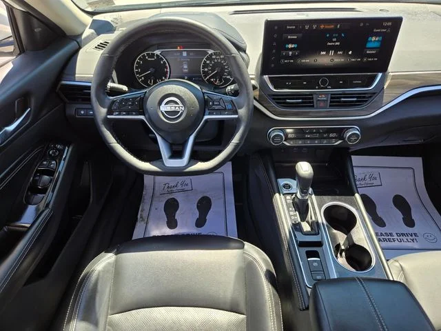 Used 2023 White Nissan 2.5 SL image 14