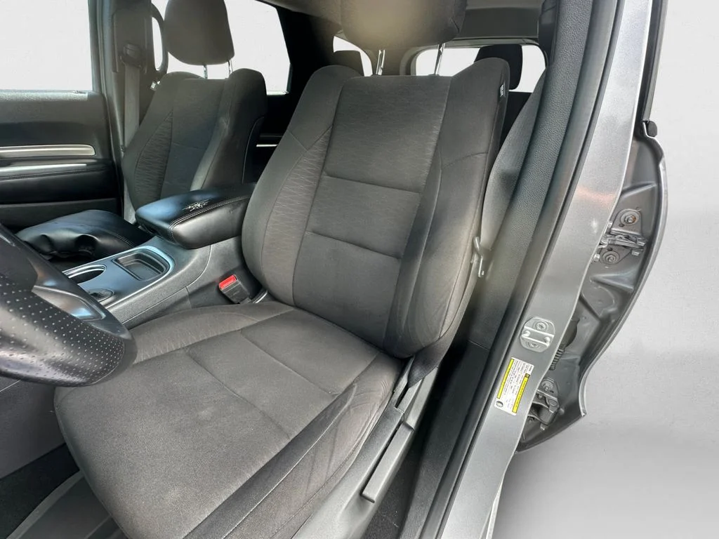 Used 2019 Silver Dodge SXT image 24