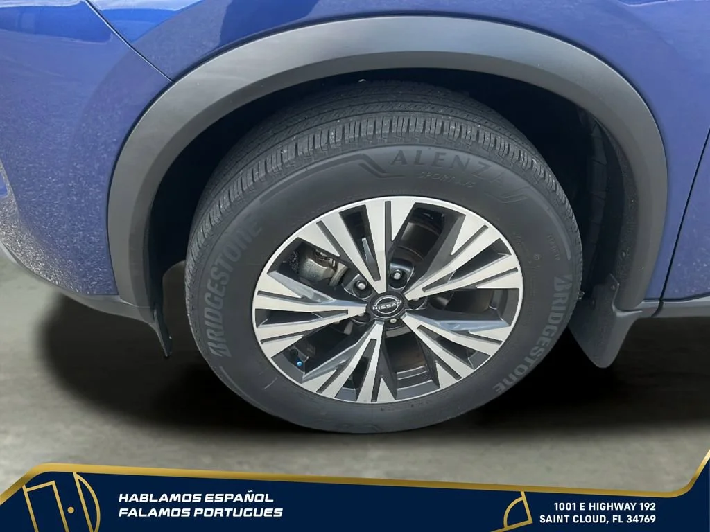 Used 2023 Blue Nissan SV FWD image 32