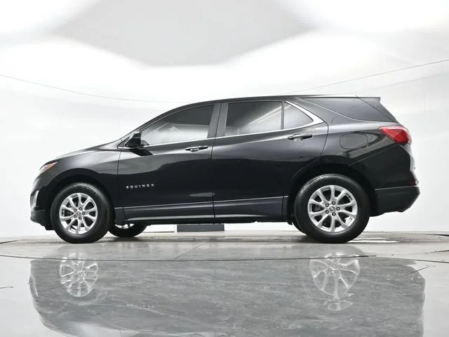 Used 2021 MOSAIC BLACK METALLIC Chevrolet LT image 27