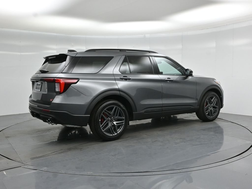 New 2026 Carbonized Gray Metallic Ford ST image 28