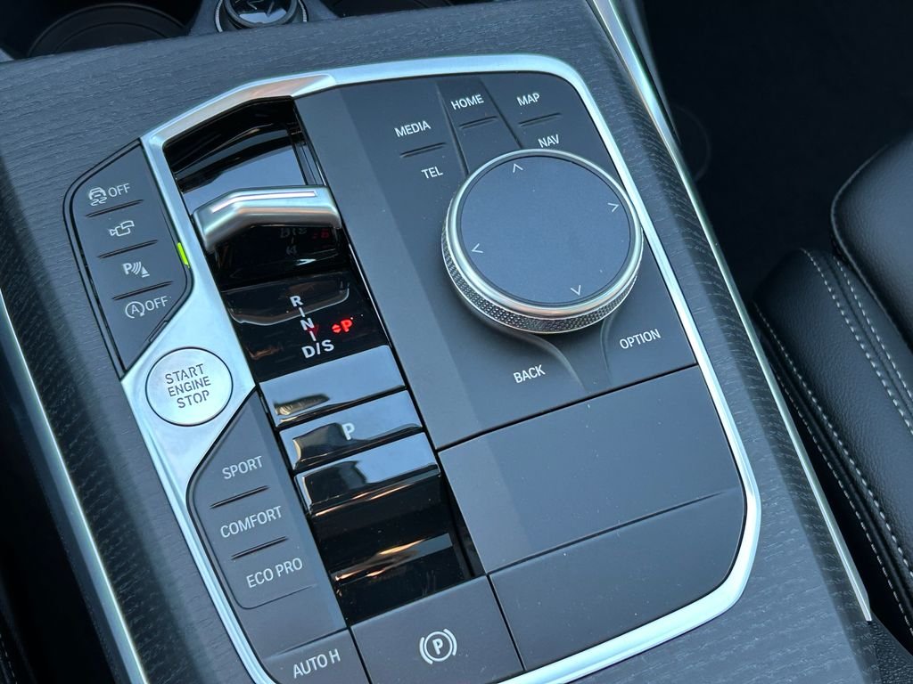 New 2026 Jet Black BMW 330i image 28