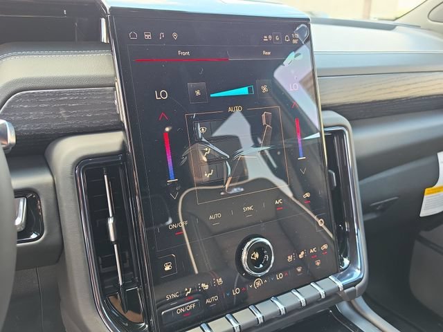 2026 GMC Yukon AT4 Ultimate - Photo 26