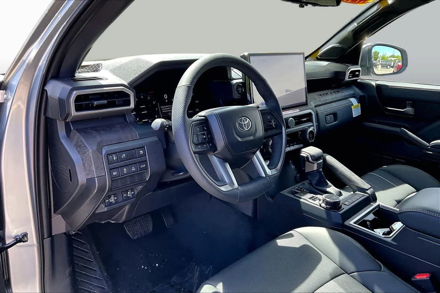 2025 Toyota Tacoma Limited - Photo 8