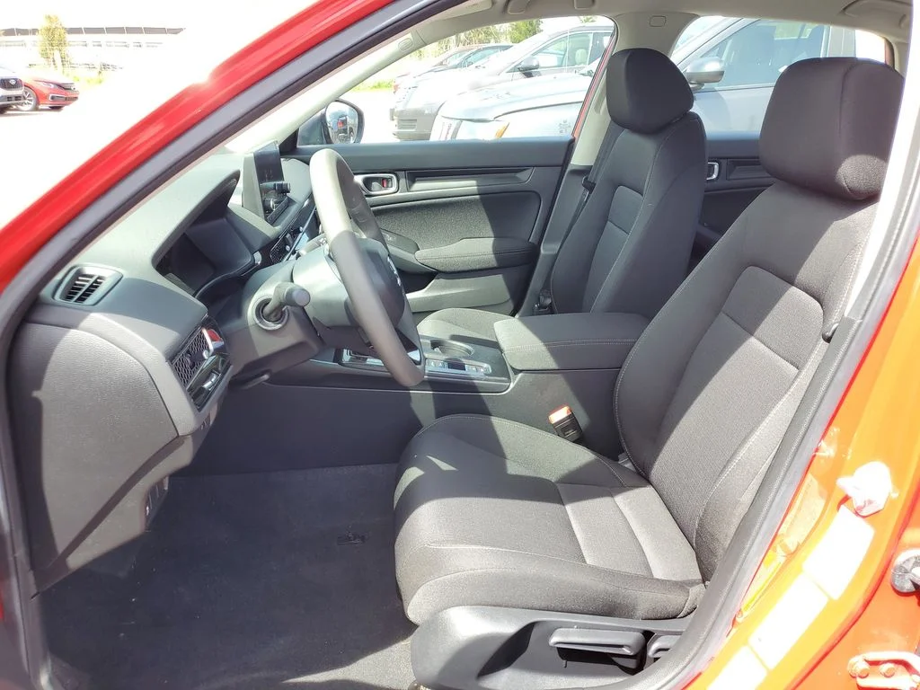 2023 Honda Civic LX - Photo 8