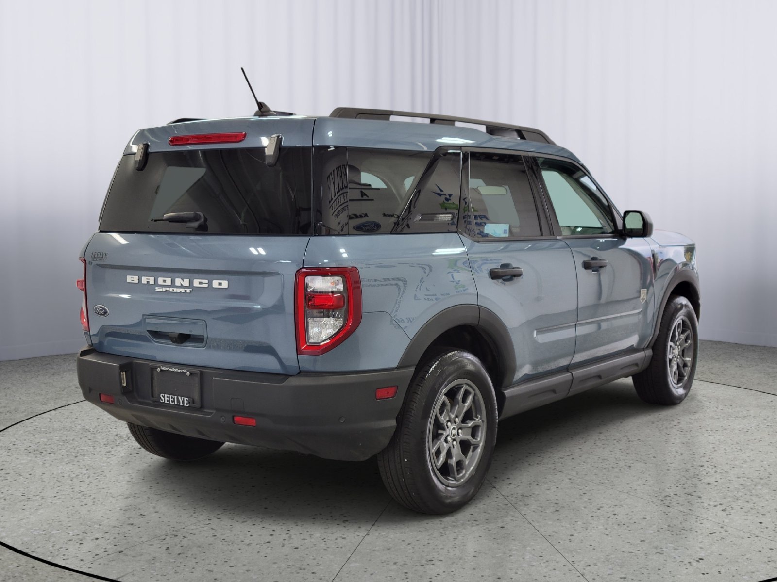 Used 2024 Gray Ford Big Bend image 2