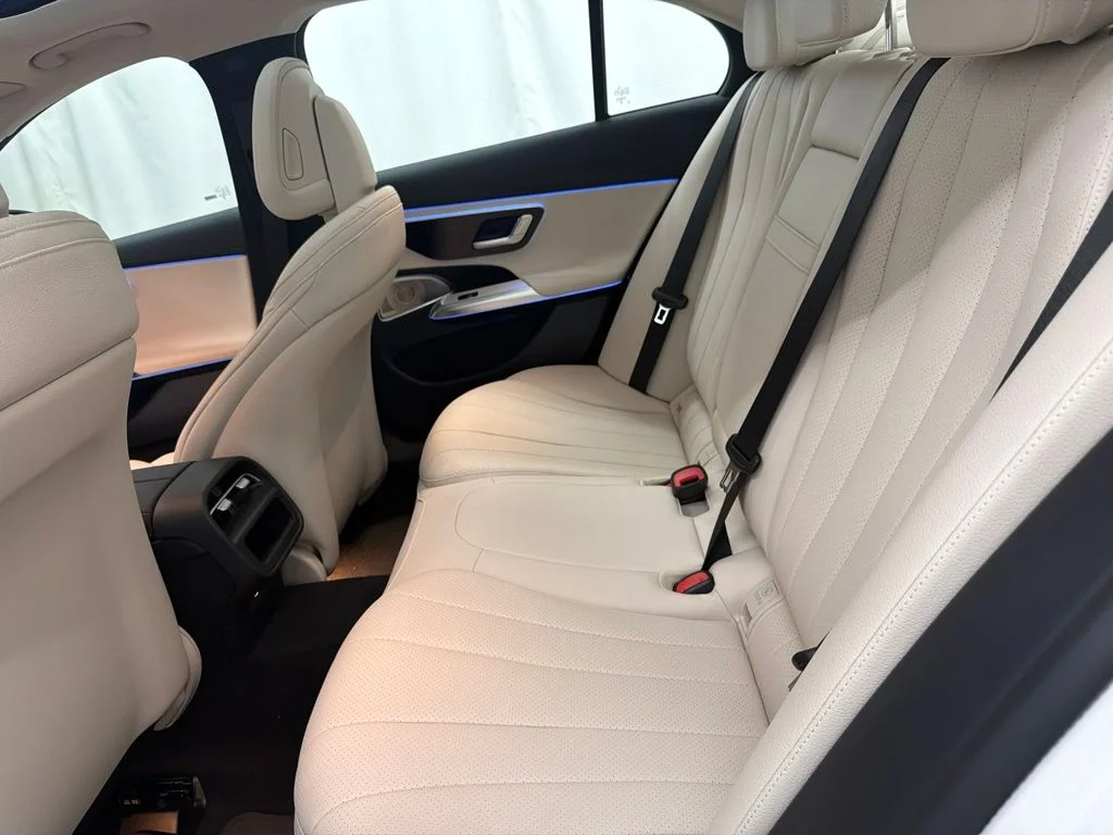 New 2027 White Mercedes-Benz E 350 image 20