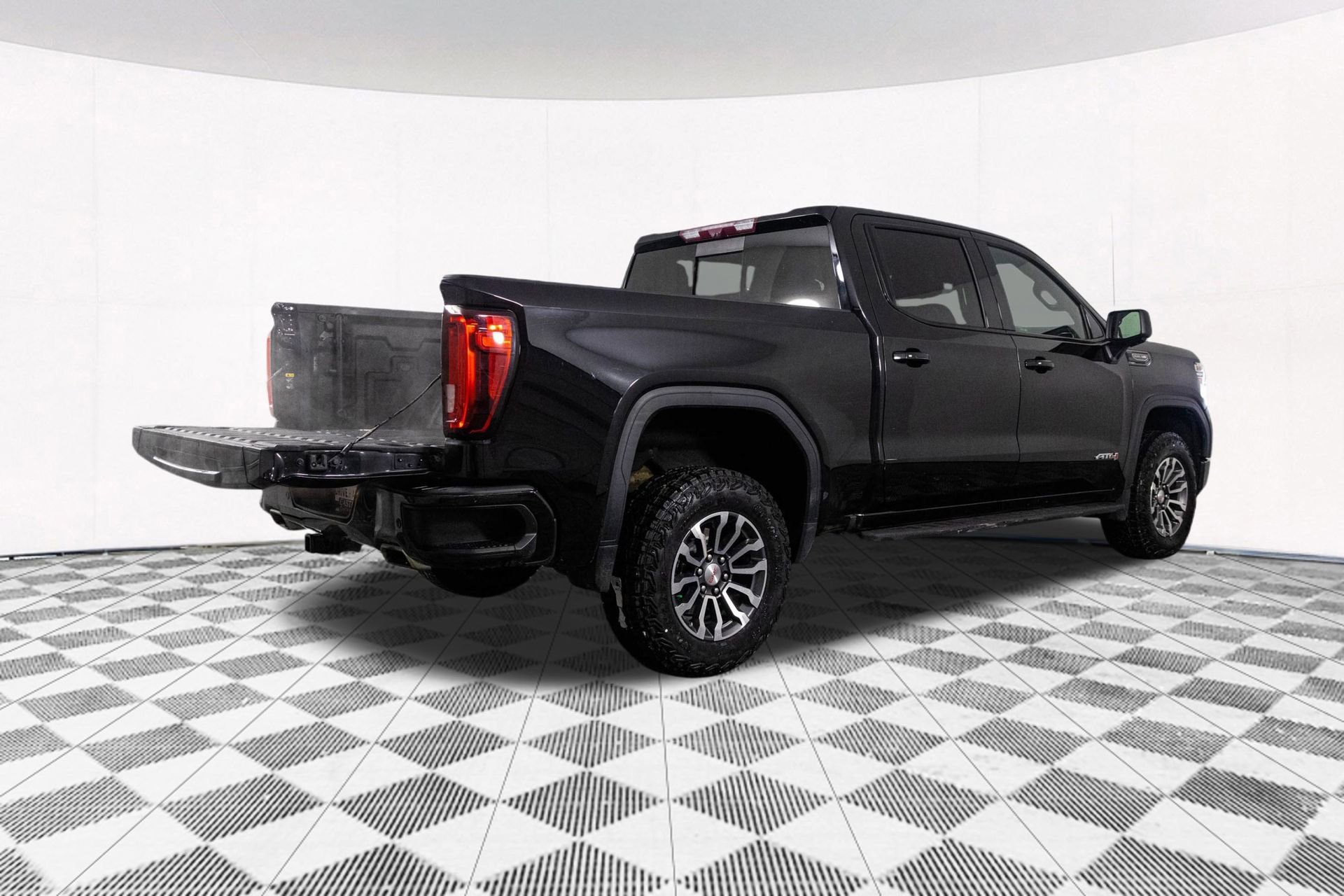 2021 GMC SIERRA - Image 35