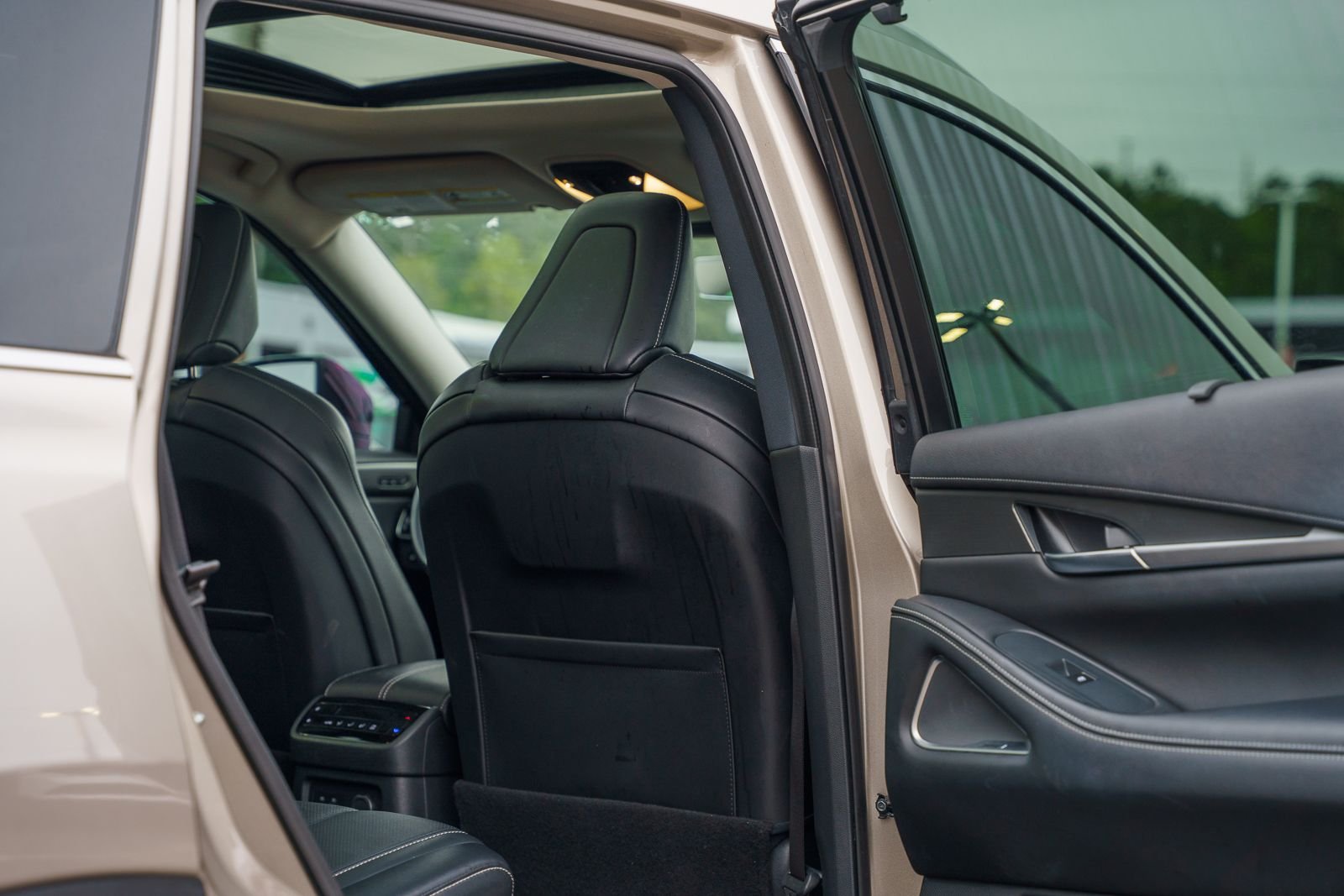 2023 INFINITI QX60 LUXE - Photo 19