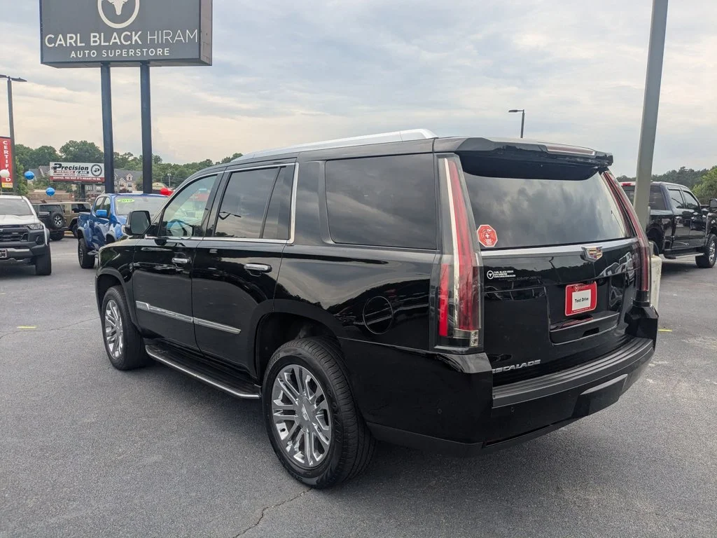 Used 2019 Black Raven Cadillac Luxury image 7