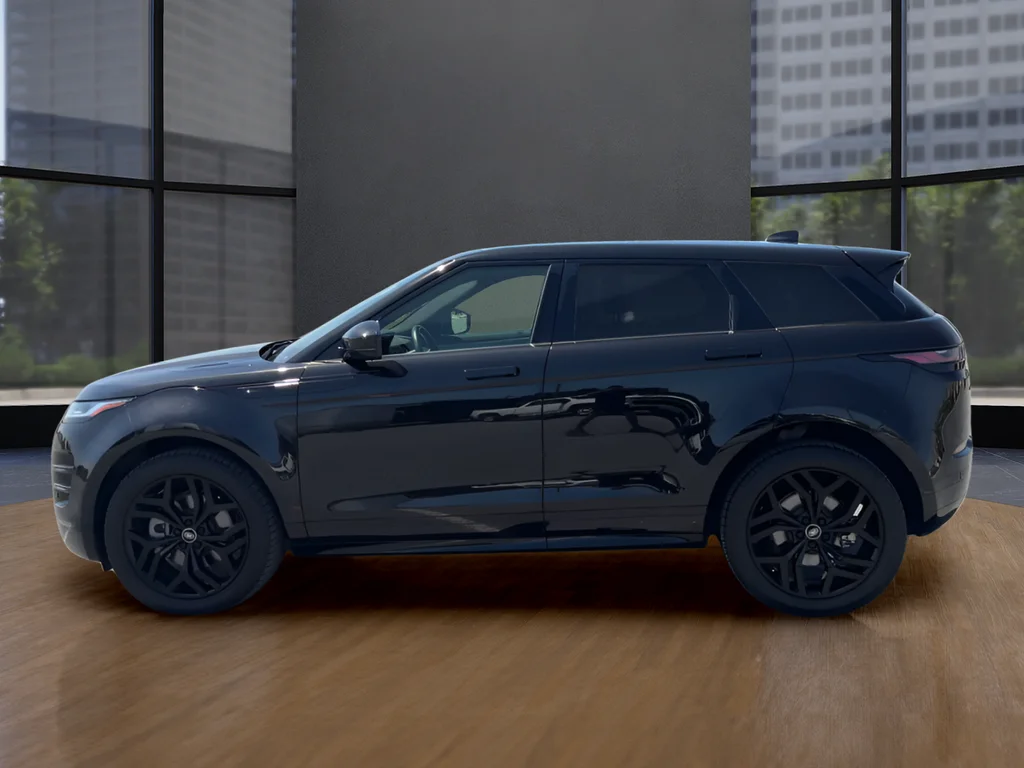 Used 2022 Black Land Rover Dynamic image 8