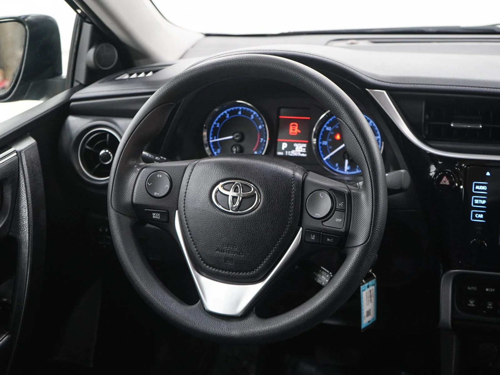 Used 2018  Toyota LE image 14