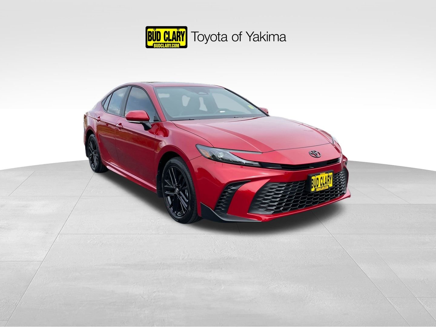 2026 Toyota Camry SE AWD Hybrid's photo