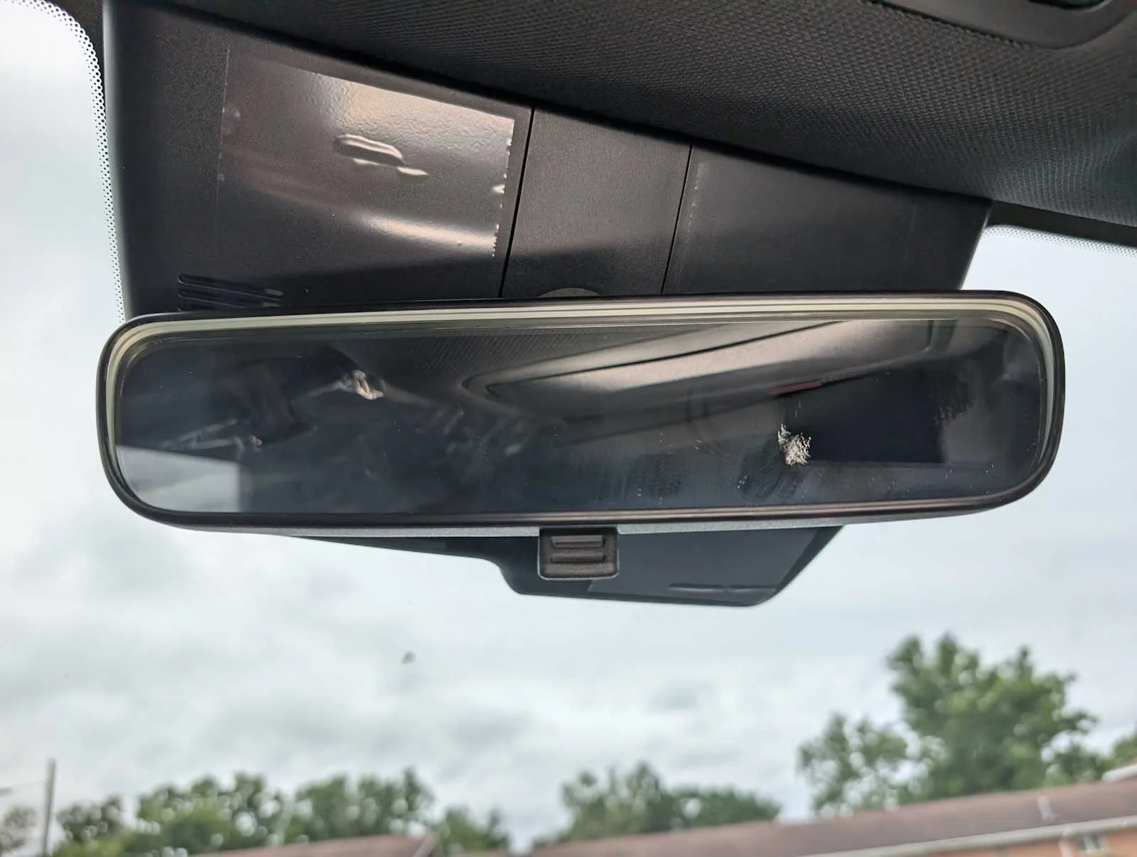 New 2027 Glacial White Pearl Kia S image 27