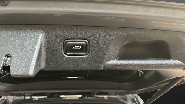 Used 2020 Steel Graphite Hyundai Limited image 36