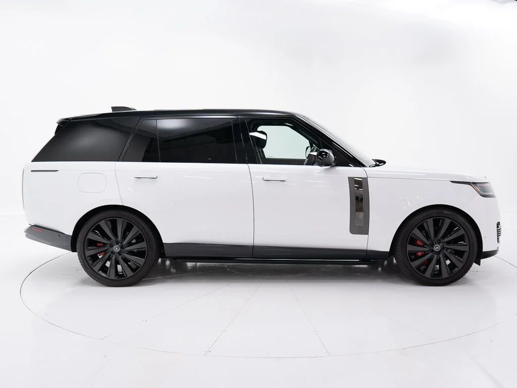 Used 2023 Ostuni Pearl White Land Rover SV LWB P530 image 6