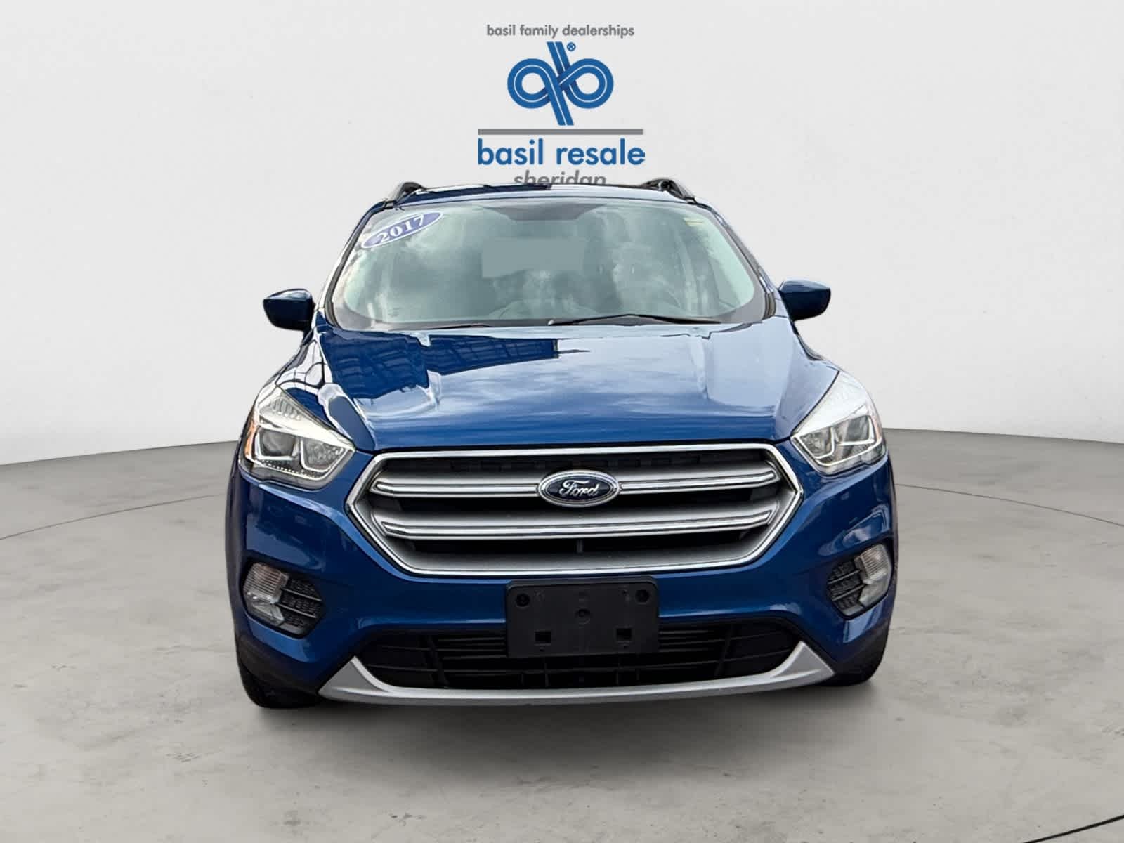 Used 2017 Lightning Blue Ford SE image 10