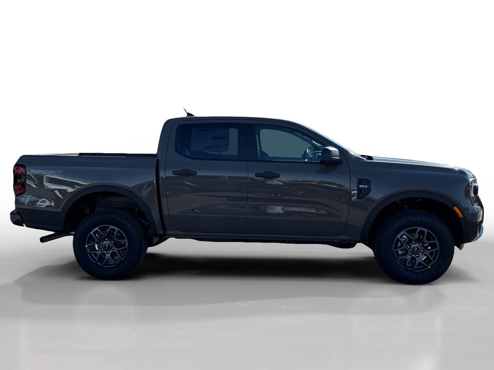New 2026 Marsh Gray Ford XLT image 6