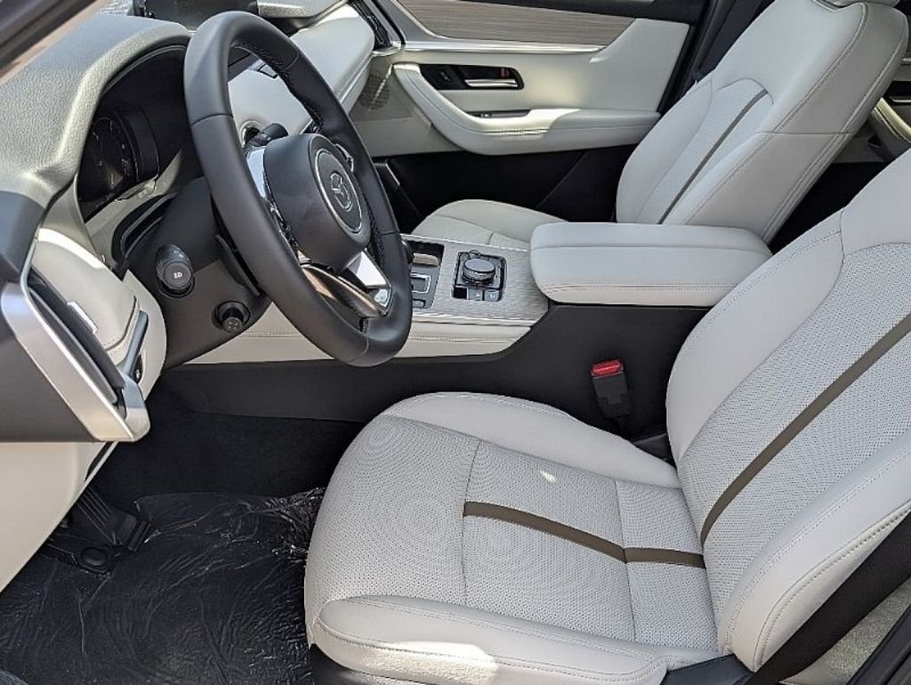 New 2026 Platinum Quartz Metallic Mazda Premium Plus AWD image 26