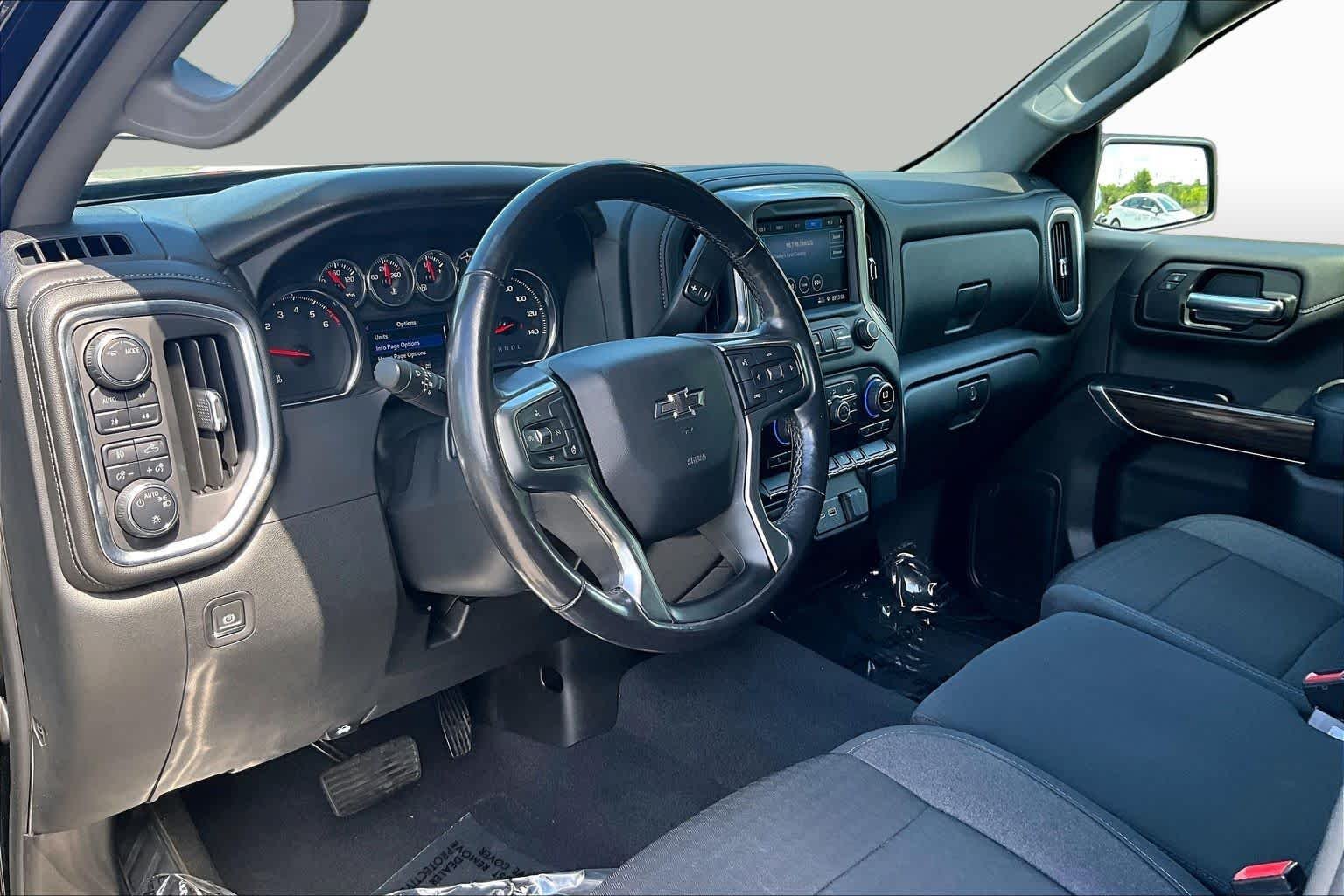 Used 2020 Black Chevrolet RST image 17