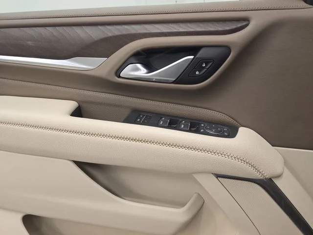 Used 2022 Onyx Black GMC Denali image 40