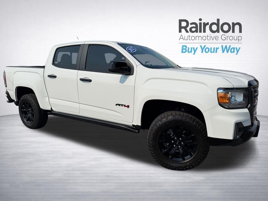 Used 2022 White GMC AT4 w/Leather image 1