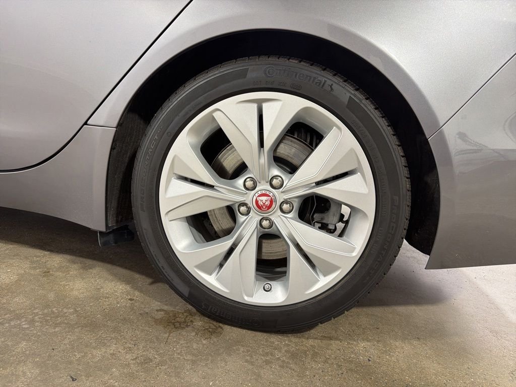 Used 2020 Eiger Gray Metallic Jaguar S image 30