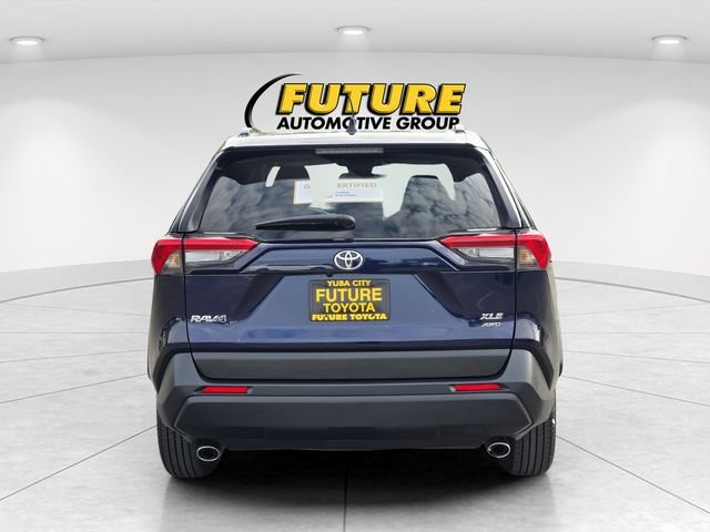 Used 2025  Toyota XLE image 5