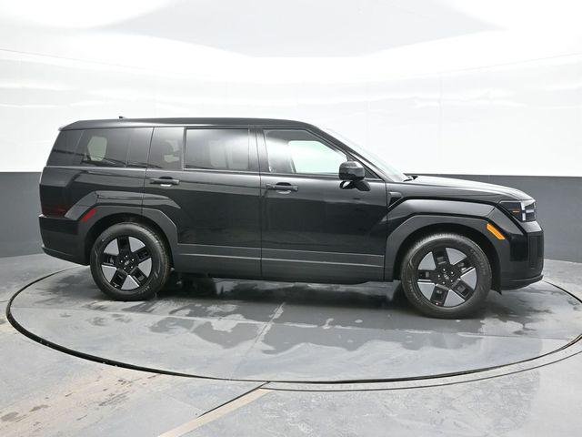 New 2026 Black Hyundai SE image 8