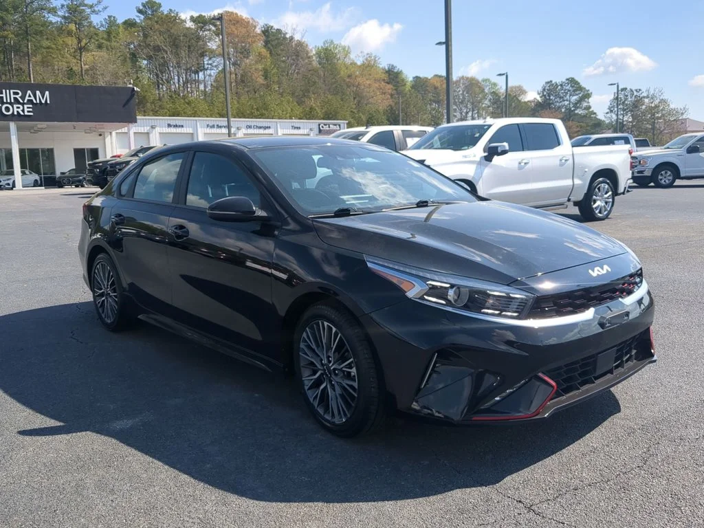 Used 2024 Aurora Black Kia GT-Line image 3