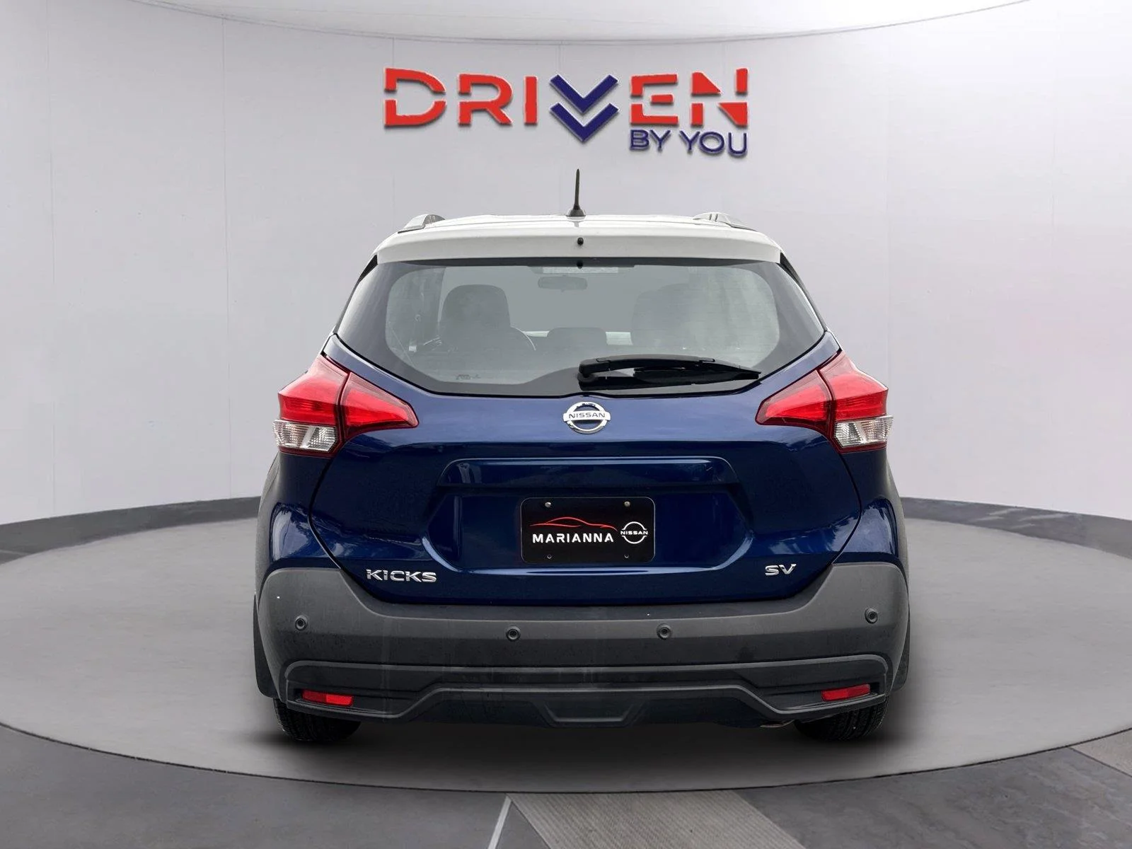 Used 2020 Deep Blue Pearl/Fresh Powder Nissan SV image 4