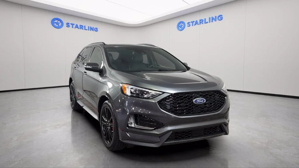 Used 2020 Gray Ford ST Line image 16