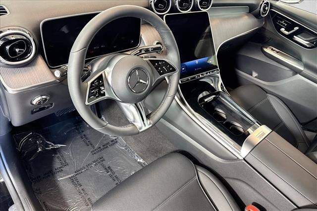 New 2026 Black Mercedes-Benz GLC 300 image 39