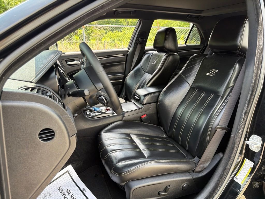 2022 Chrysler 300 S - Photo 22