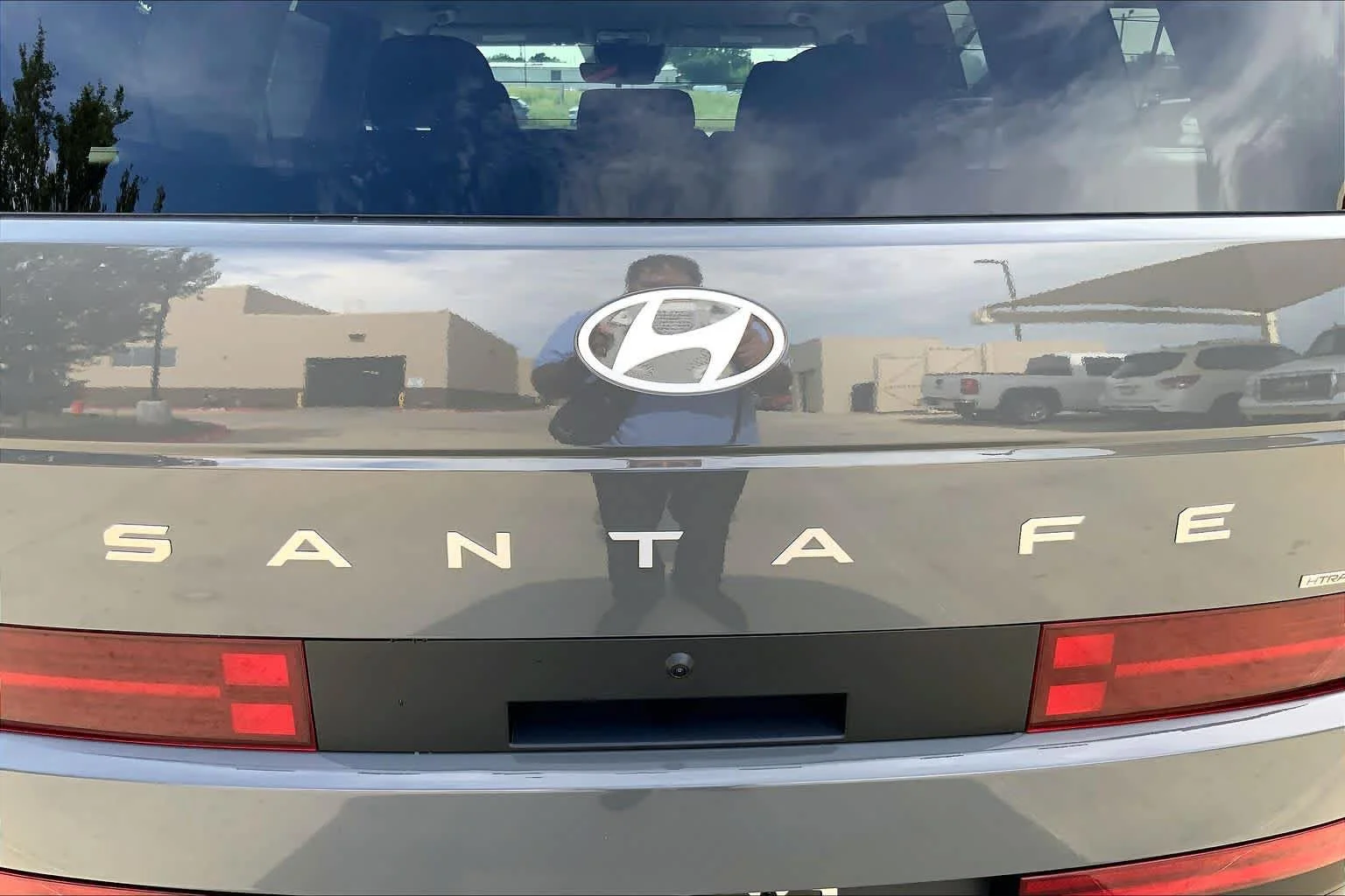 New 2026 Hampton Gray Hyundai SE image 15