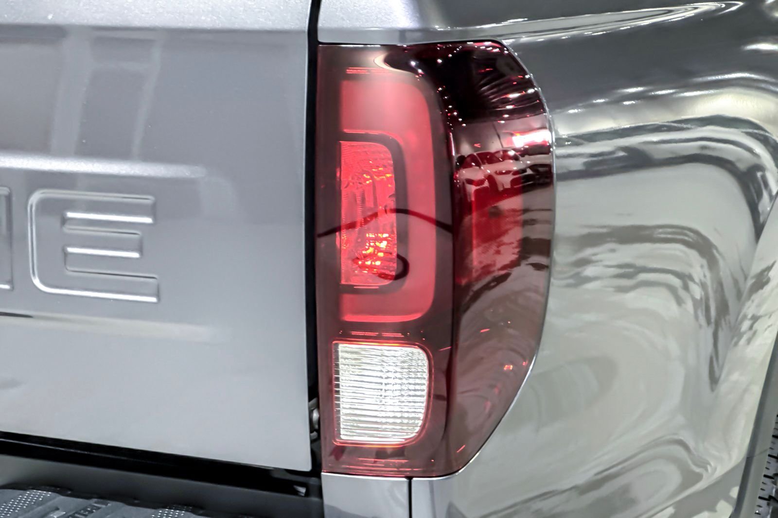 New 2026 Modern Steel Metallic Honda RTL image 31