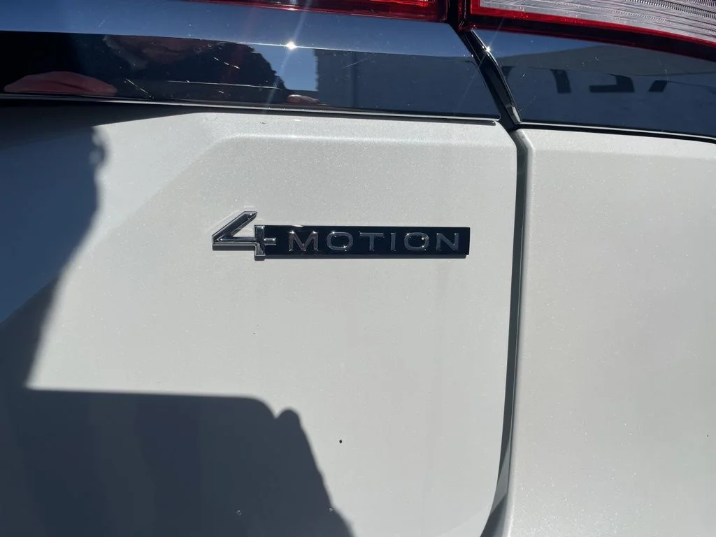 2026 Volkswagen Atlas SE w/Tech - Photo 6