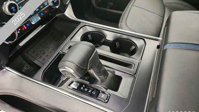 New 2025 White Ford Platinum image 15