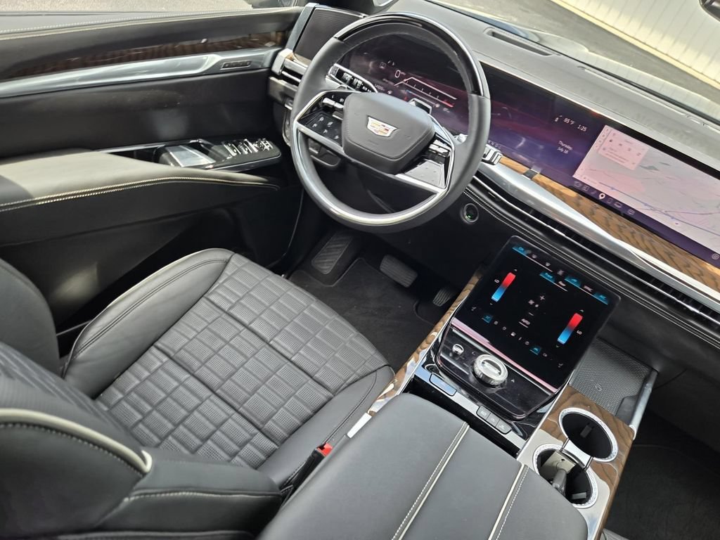 Certified Used 2025 Black Raven Cadillac Sport Platinum image 18