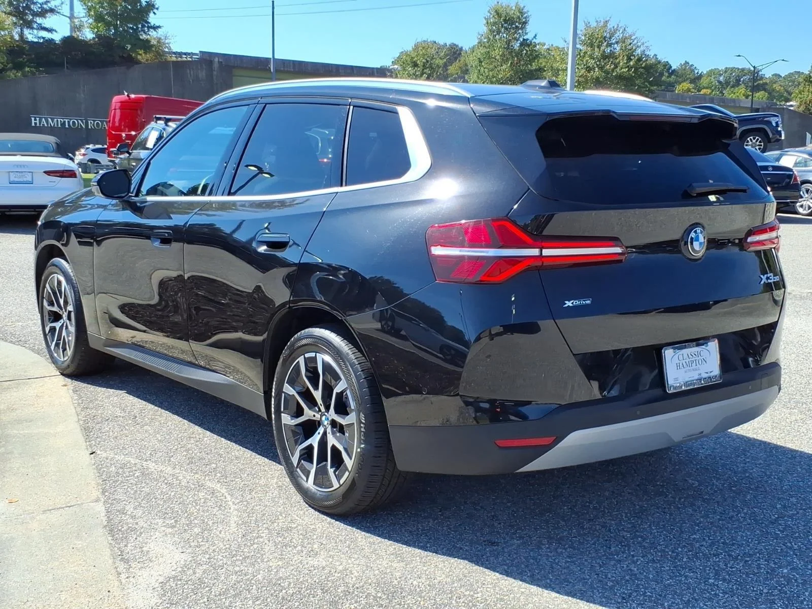 Used 2026  BMW 30 xDrive image 10